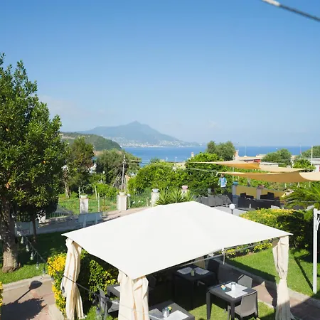 Bed & Breakfast Belvedere 4*