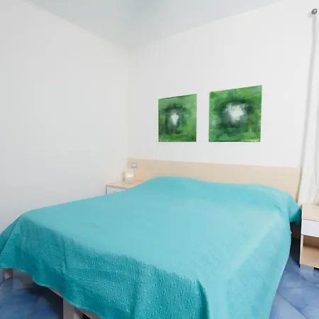 B&B Belvedere 프로치다